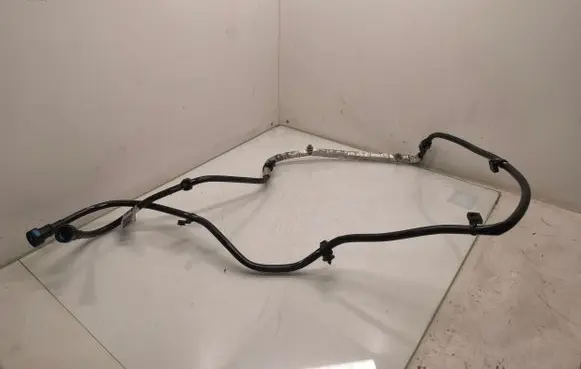 Land Rover Range Rover Sport L461 Engine coolant pipe/hose M8E29K334AD