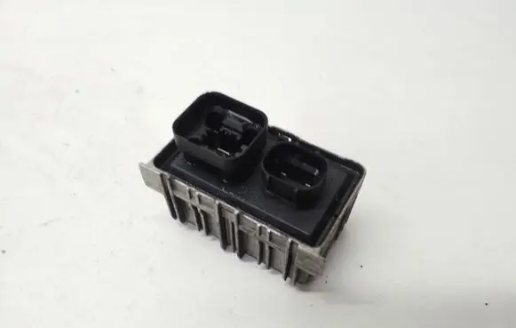 Chevrolet Captiva Glow plug pre-heat relay 0522122601 55574293