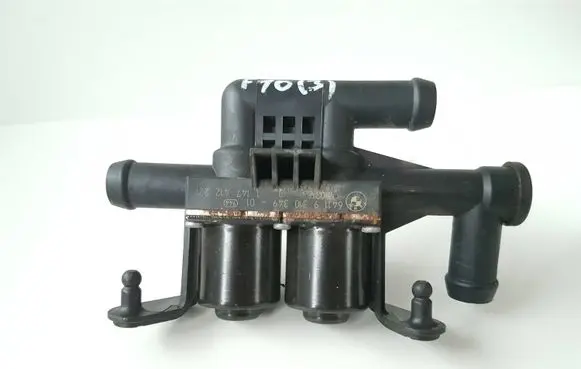 BMW 5 F10 F11 Coolant heater control valve 9310349 1147412221