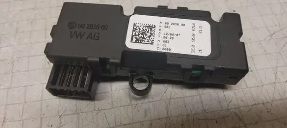 Volkswagen PASSAT B6 Steering angle sensor 3C0959654