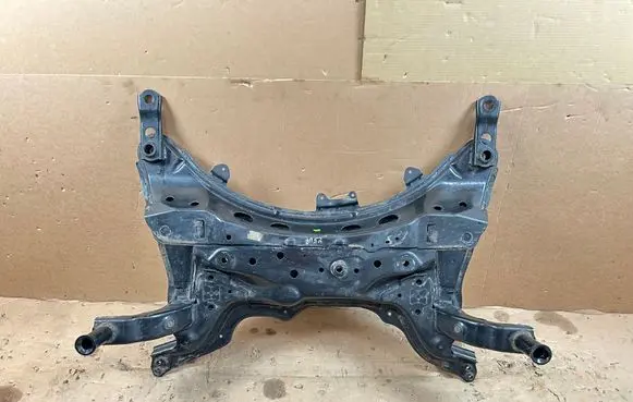Toyota C-HR I Front subframe