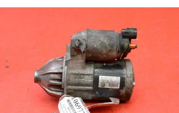 KIA Sportage Starter motor 361002B220