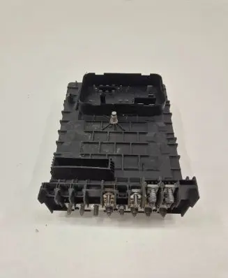 Volkswagen Golf V Fuse module 1K0937125A 017183071