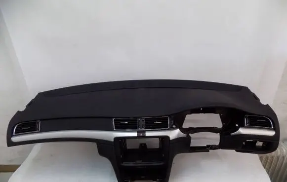 Skoda Superb B6 (3T) Radio/GPS head unit trim 