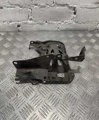 Toyota Avensis T270 Battery bracket 