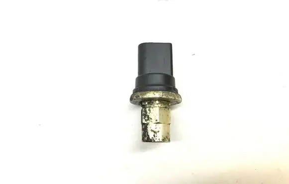 Audi A3 S3 8L Air conditioning (A/C) pressure sensor 1J0959126