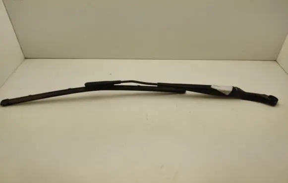 Ford Mustang VI Front wiper blade arm FR3B17C495AA