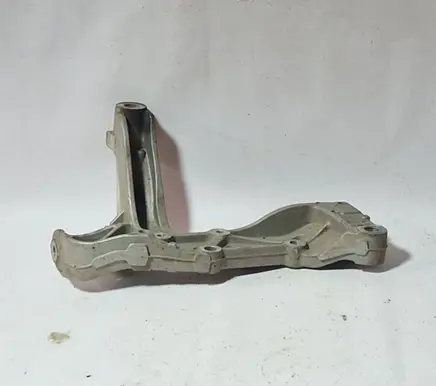Volkswagen Jetta V Front lower control arm/wishbone 1K0199296F
