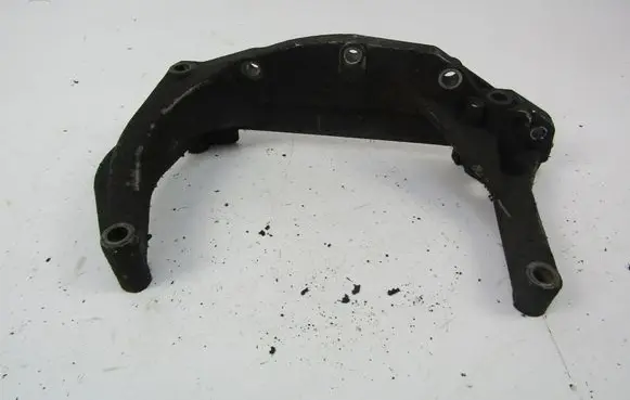 Audi 80 90 S2 B4 Gearbox mounting bracket 048199307C