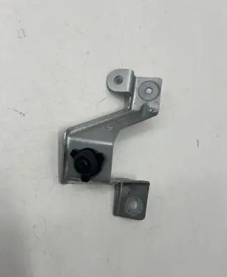 Renault Clio V Fender mounting bracket 631433487R 2910F