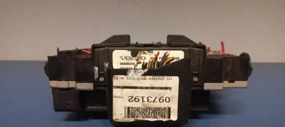 Volvo XC90 Fuse box set 08696040