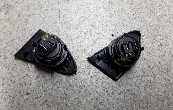 Front door high frequency speaker
