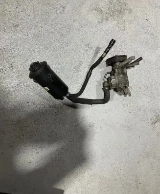 BMW 5 E60 E61 Power steering pump 677683402