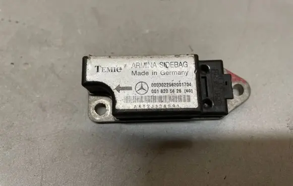 Mercedes-Benz E W210 Airbag deployment crash/impact sensor 0018205626