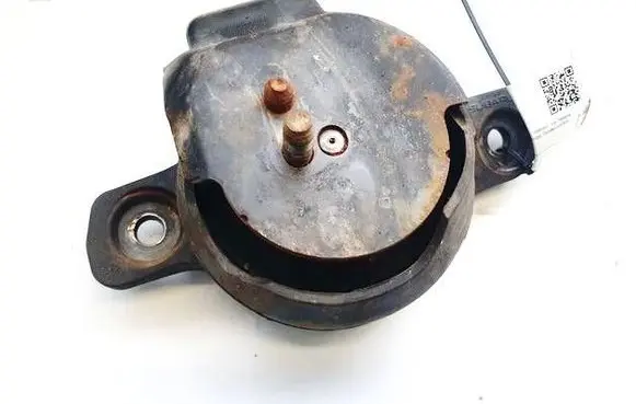 Subaru Forester SH Engine mount bracket 