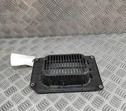 KIA Sorento IV Quarter panel pressure vent 37571P4000