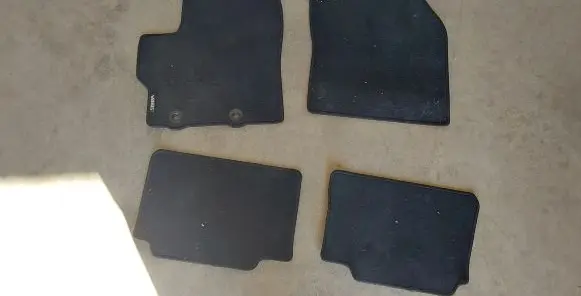 Toyota Yaris XP210 Car floor mat set 58500YY210