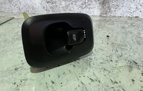 Volvo XC90 Electric window control switch 383041 9401807