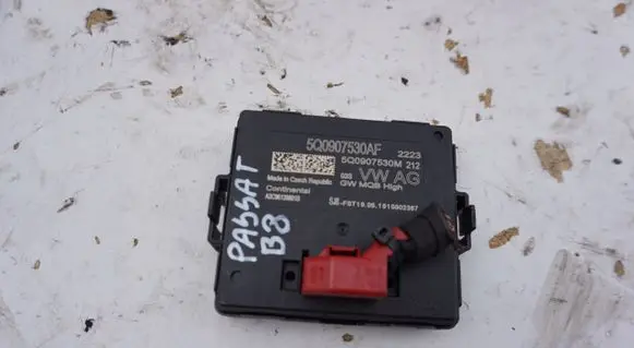 Volkswagen PASSAT B8 Gateway control module 5Q0907530AF