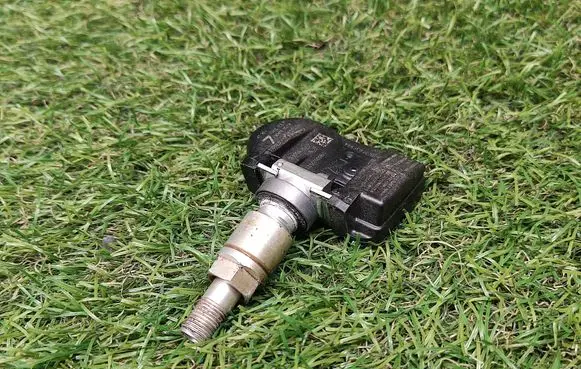 Nissan Altima Tire pressure sensor 407003JA0B