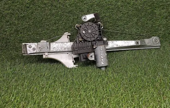 Ford Mondeo Mk III Rear door window regulator with motor 0130821772