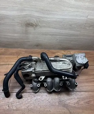 Skoda Octavia Mk2 (1Z) EGR valve cooler 038131513AD 13151300