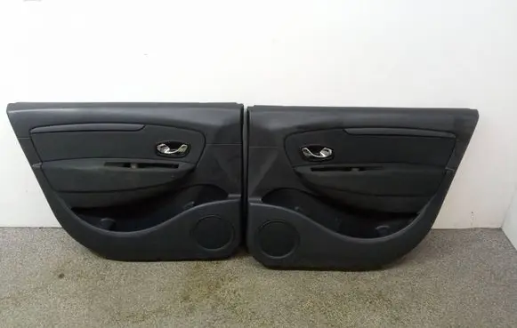 Renault Scenic III - Grand scenic III Front door card panel trim