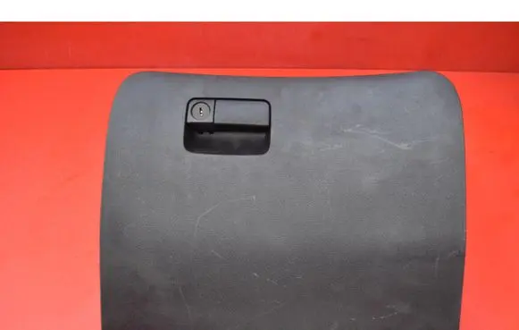 KIA Sportage Glove box