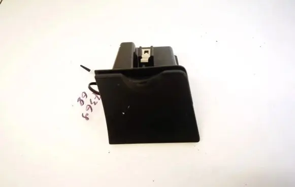 Car ashtray