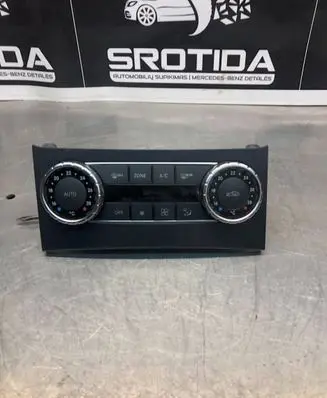 Mercedes-Benz C W204 Climate control unit A2049003803 SW261000 0HW3810
