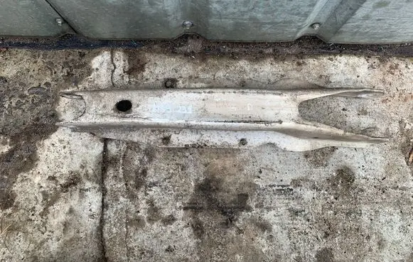Rear upper control arm/wishbone