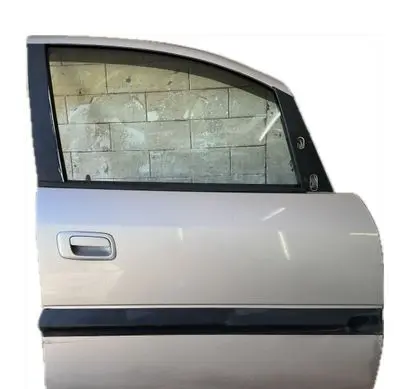 Opel Zafira A Front door