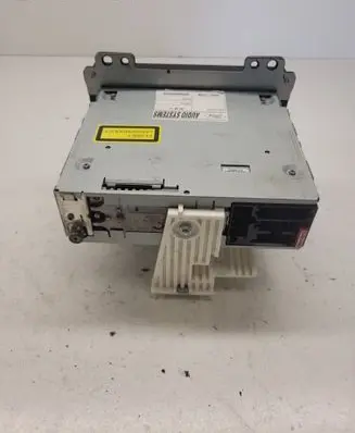 Ford Fusion Radio/CD/DVD/GPS head unit 2S6T18K931AH