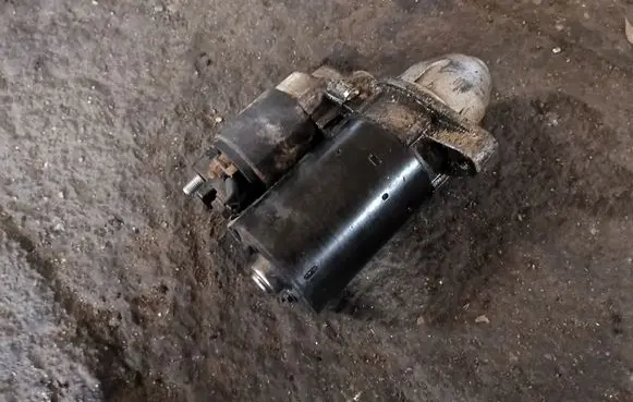 Mercedes-Benz E W211 Starter motor