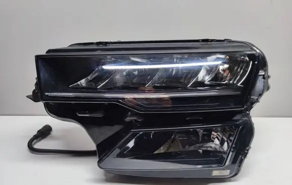 Skoda Karoq Headlight/headlamp 57B941009