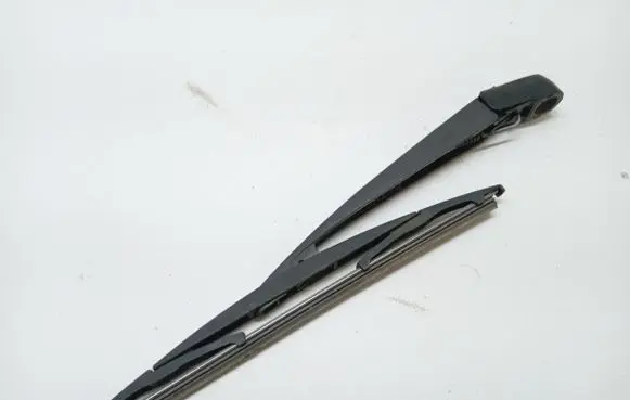 Mitsubishi Outlander Rear wiper blade arm 