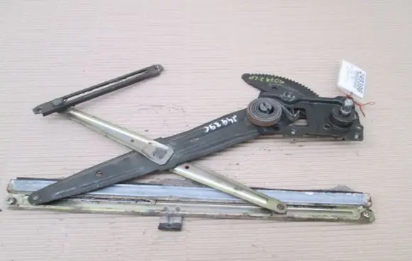 Suzuki Swift Cultus Front door window regulator with motor