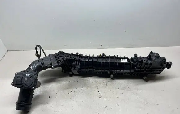 BMW X5 F15 Intake manifold 7811909 7810752