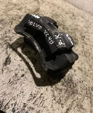 Volvo XC40 Front brake caliper