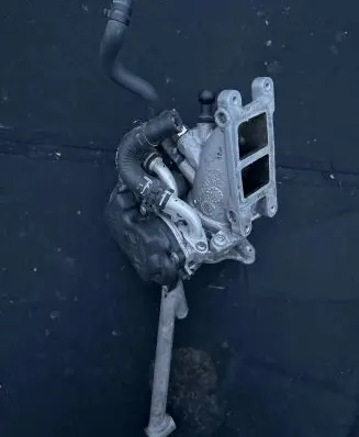 Audi Q3 8U Intake manifold LF00078