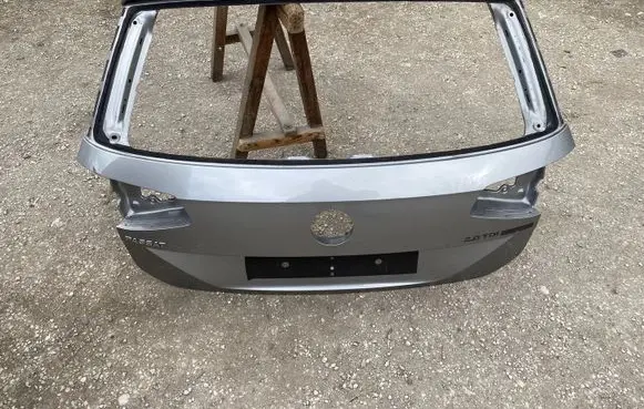 Volkswagen PASSAT B8 Tailgate/trunk/boot lid 3G9827159
