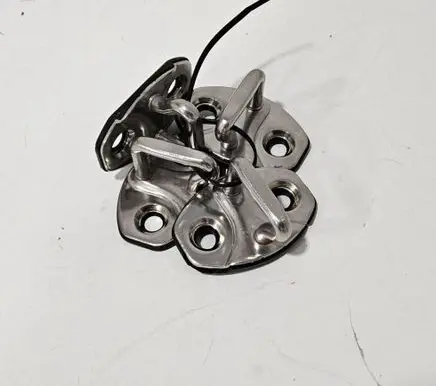 Porsche Cayenne (9Y0 9Y3) Front door lock loop/hook striker 4M0837033A PAB83703300 9A783703300