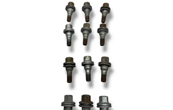 Renault Megane II Nuts/bolts 