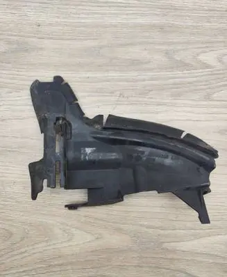 Volvo XC70 Intercooler air guide/duct channel 30796389 M0N7A