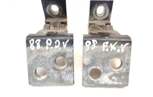 Volkswagen Vento Front door hinge set 