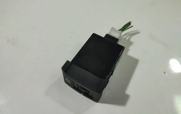 Hyundai i30 Headlight level height control switch 