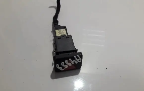 Audi A4 S4 B6 8E 8H Hazard light switch 8E0941509