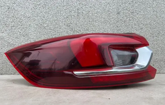 Opel Insignia B Rear/tail lights YR00147980 20590101