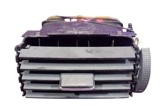 Toyota Avensis Verso Dashboard side air vent grill/cover trim