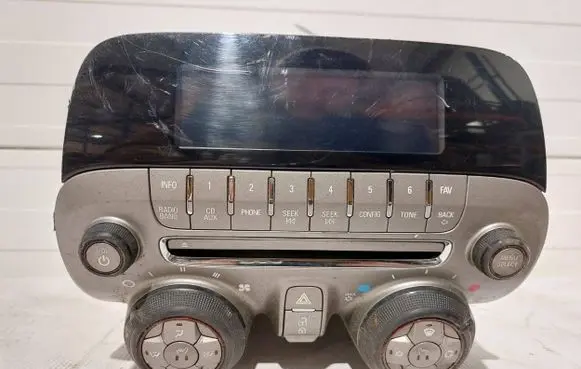 Chevrolet Camaro Radio/CD/DVD/GPS head unit 20990312